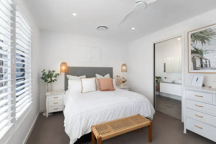 Sixth view of Homely house listing, 10/15 Mimosa Avenue, Saratoga NSW 2251
