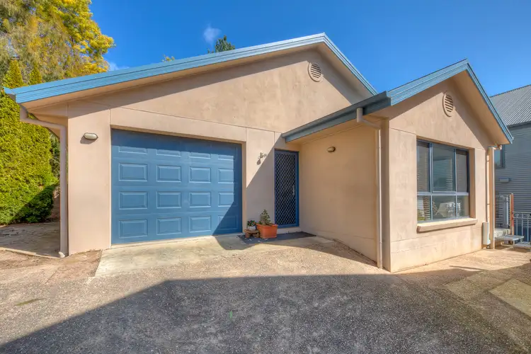 Main view of Homely house listing, 2/19 Kilfinan Crescent, Bright VIC 3741