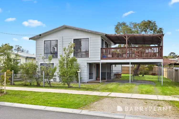 5 Wendy Street, Pioneer Bay VIC 3984