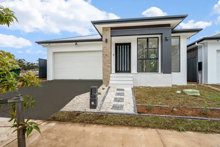 49 Cuttriss Crescent