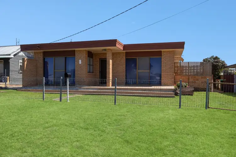 8 Albert Street, South Kempsey NSW 2440