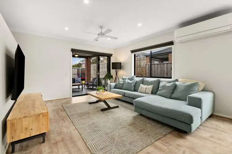 Sixth view of Homely house listing, 2 Lucknow Drive, Beveridge VIC 3753