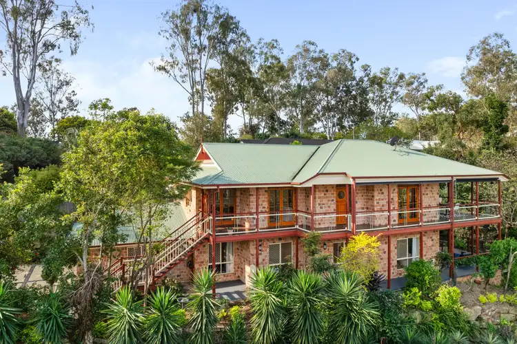 54 Sunset Road, Kenmore QLD 4069