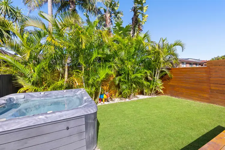 Sixth view of Homely townhouse listing, 1/237 Warringah Road, Beacon Hill NSW 2100