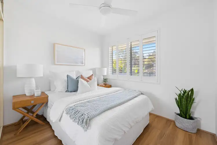 Fifth view of Homely apartment listing, 1/15 Ocean View Road, Freshwater NSW 2096