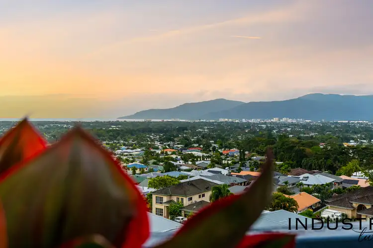 Second view of Homely house listing, 5 Hussar Close, Kanimbla QLD 4870