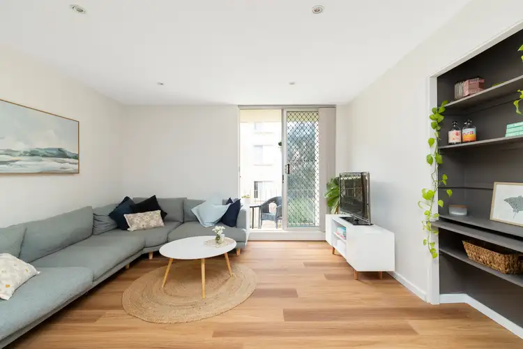 4/20 Koorala Street