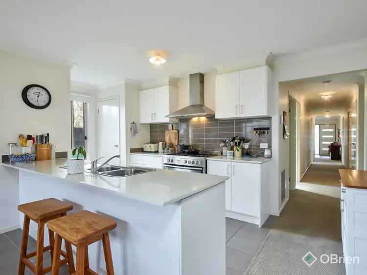 Fifth view of Homely house listing, 39 Summerhill Boulevard, Drouin VIC 3818