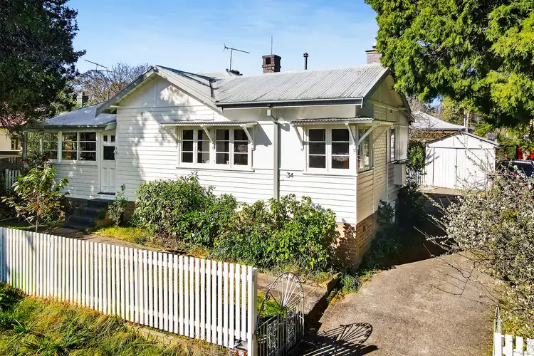 34 Freelander Avenue, Katoomba NSW 2780