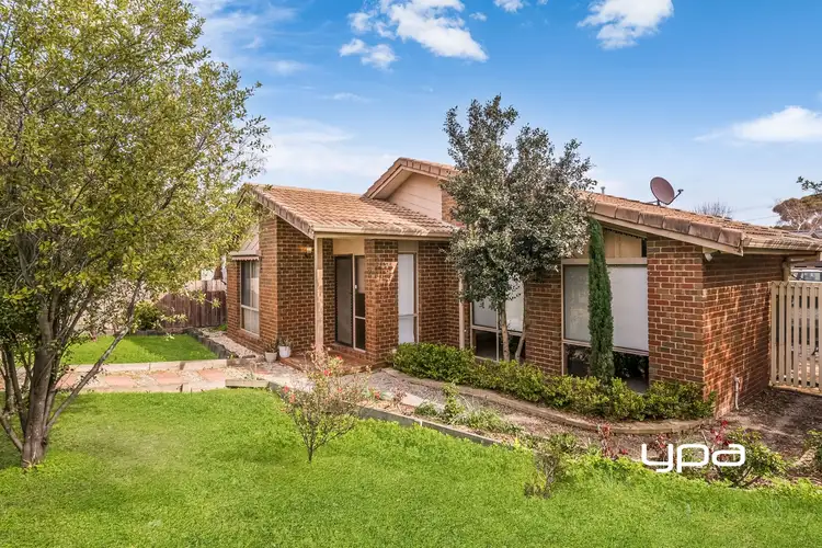 Second view of Homely house listing, 2 Crawford Way, Sunbury VIC 3429