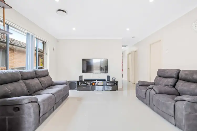 Fourth view of Homely villa listing, 3/25 Carinya Road, Girraween NSW 2145