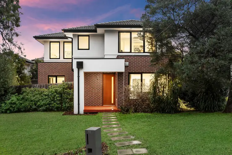 11 Milton Crescent, Box Hill South VIC 3128