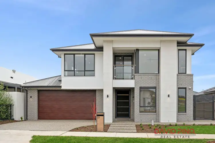 19 Wanderer Road, Sunbury VIC 3429