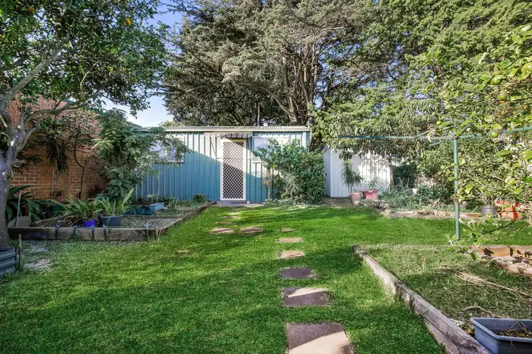 27 Wentworth Avenue