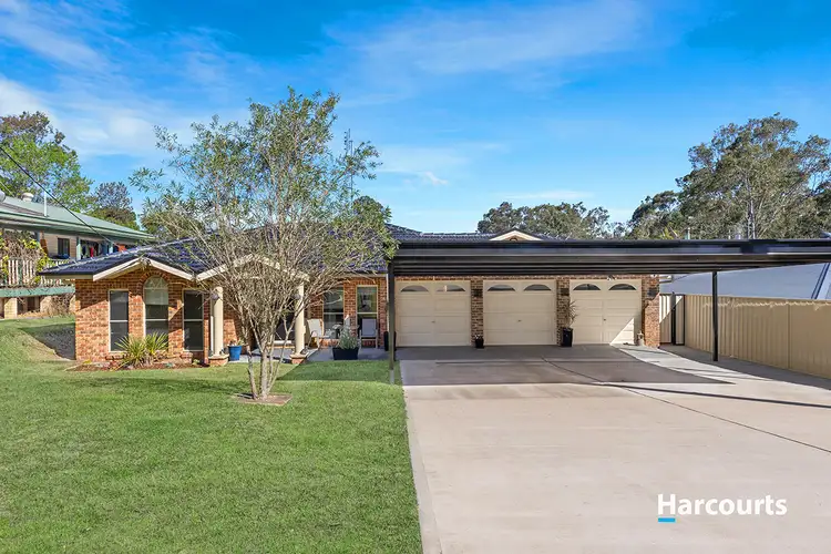 6 Stirling Street, Abernethy NSW 2325