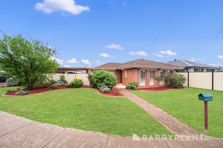 17 Moss Street, Melton South VIC 3338