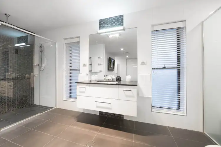 Fifth view of Homely house listing, 231 Ernest Street, Lota QLD 4179
