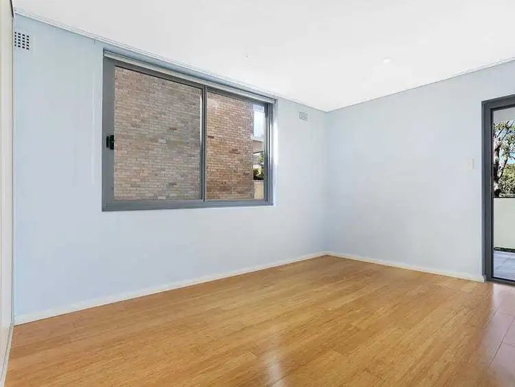 Fourth view of Homely unit listing, 2/15 Moore Street, Coogee NSW 2034