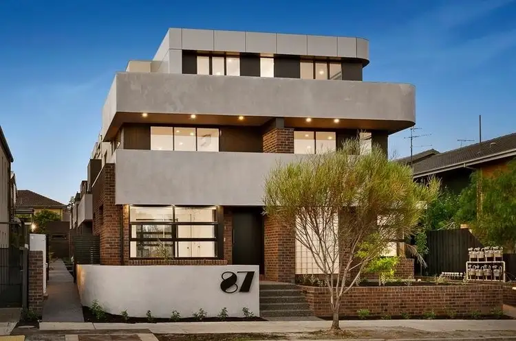 Main view of Homely townhouse listing, 7/87 Lower Heidelberg Road, Ivanhoe VIC 3079