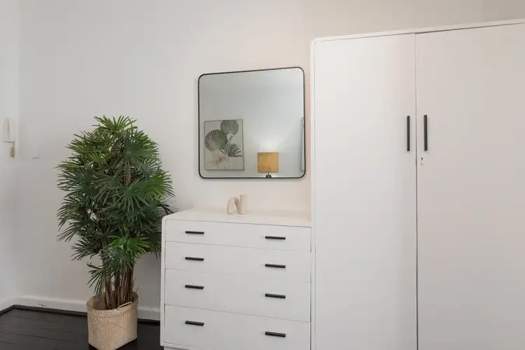 Sixth view of Homely studio listing, 2/7 St Neot Avenue, Potts Point NSW 2011