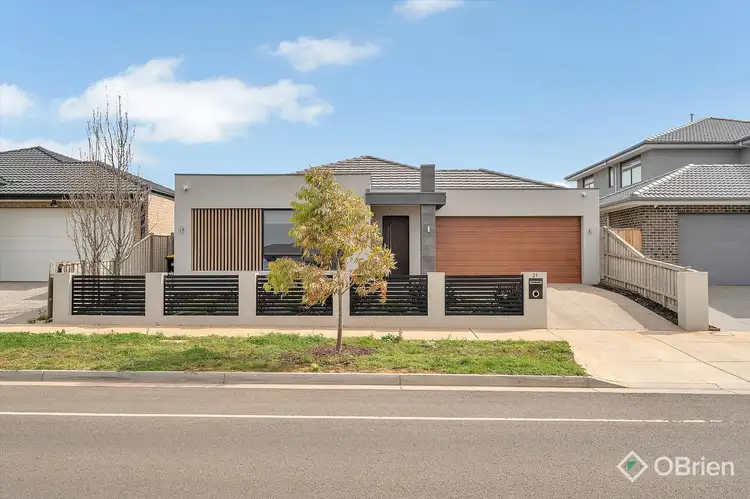 21 Carnation Drive, Rockbank VIC 3335