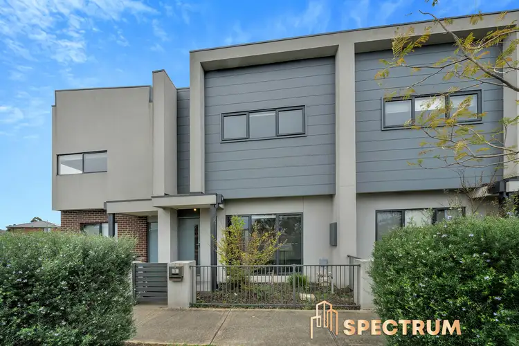 3 Woodbine Street