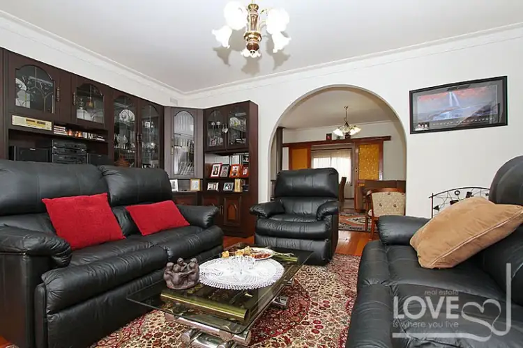 Sixth view of Homely house listing, 34 Carrington Boulevard, Thomastown VIC 3074