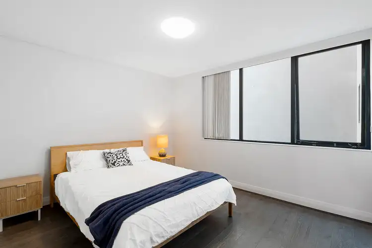 Fifth view of Homely apartment listing, 301/88 Vista Street, Mosman NSW 2088