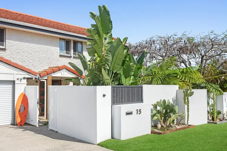 15 Lawrence Street, Mooloolaba QLD 4557