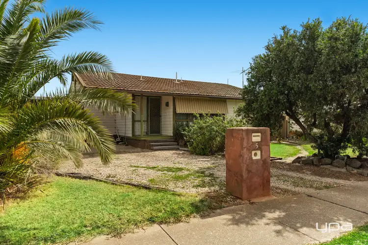 5 Nelson Street, Darley VIC 3340