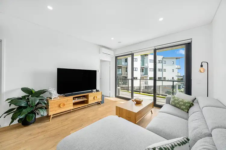 304/114 Northcote Road, Greenacre NSW 2190