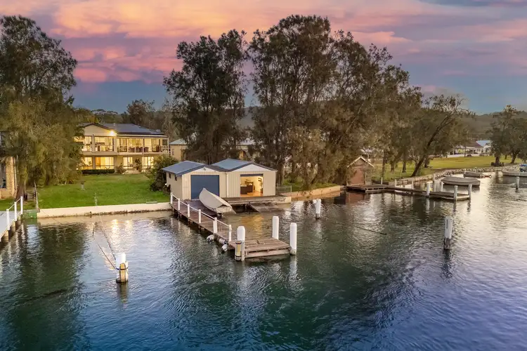 42 Shelly Beach Road, Empire Bay NSW 2257