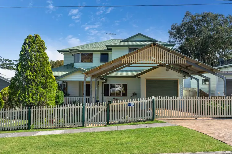 33 Rosebery Street, Heathcote NSW 2233