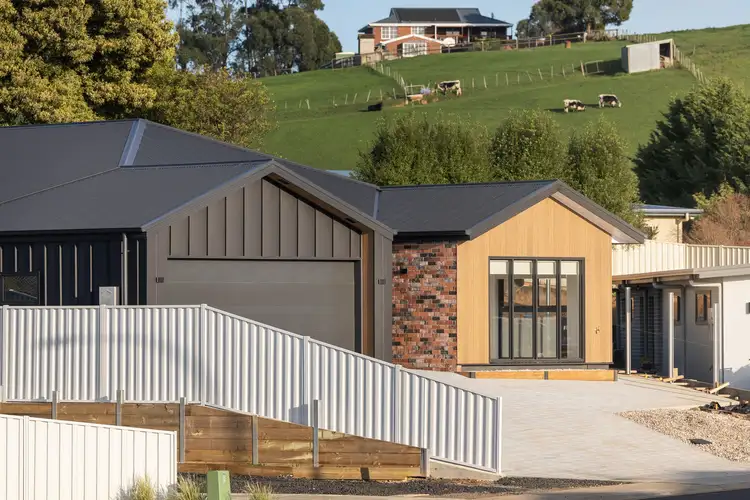 19 Tower Place, West Ulverstone TAS 7315