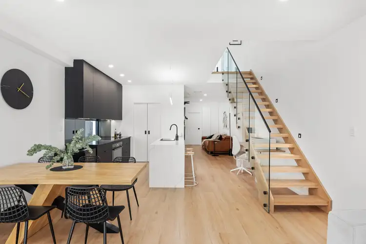 Fourth view of Homely semi-detached listing, 2/18 Ferny Fairway, Burleigh Heads QLD 4220