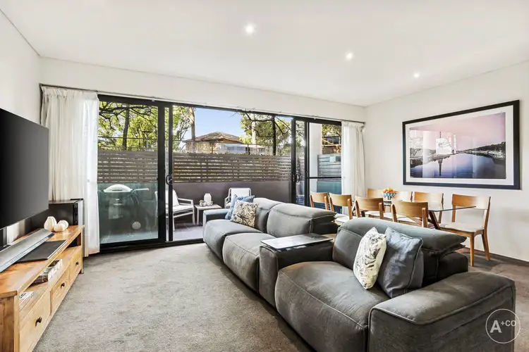 205C/254 Anzac Parade, Kensington NSW 2033