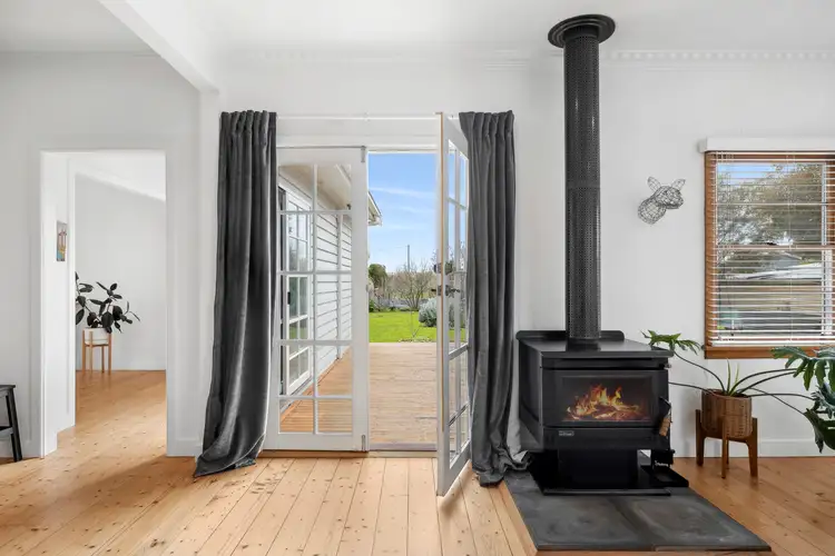 17 Leslie Street, Clunes VIC 3370
