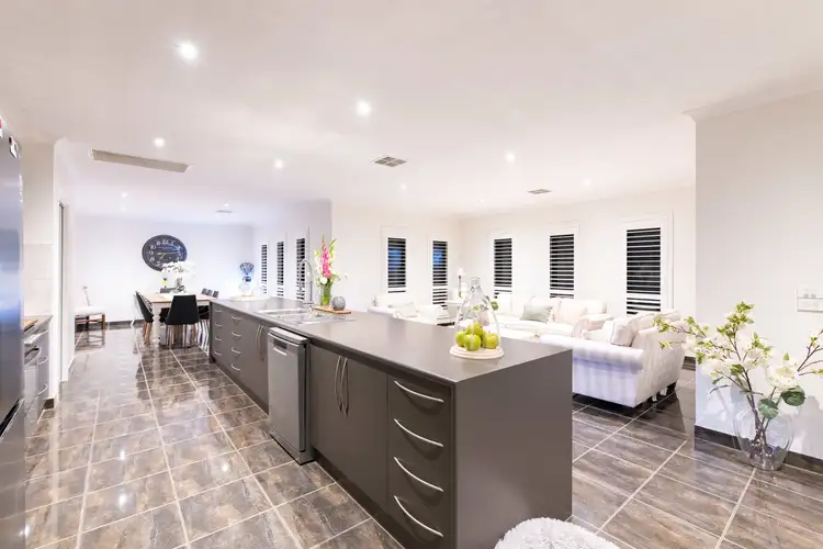 Fifth view of Homely house listing, 6 Delta Court, Mildura VIC 3500