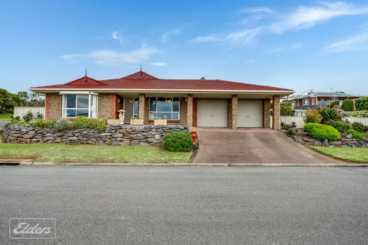 1 Rosemary Court, Encounter Bay SA 5211