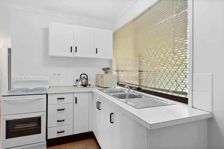 Fifth view of Homely semi-detached listing, 1/206 Olsen Avenue, Arundel QLD 4214