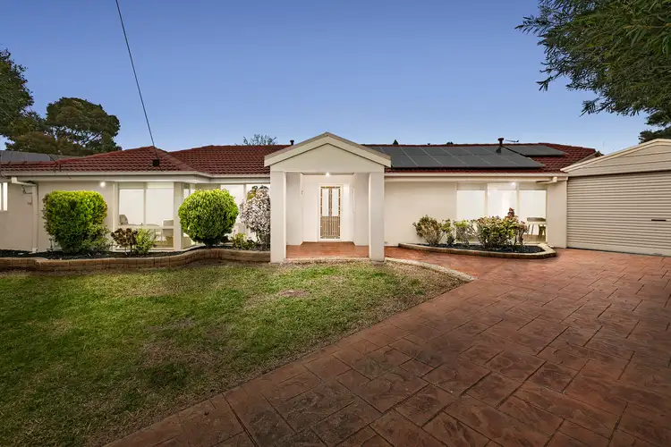 13 Sierra Court, Hoppers Crossing VIC 3029