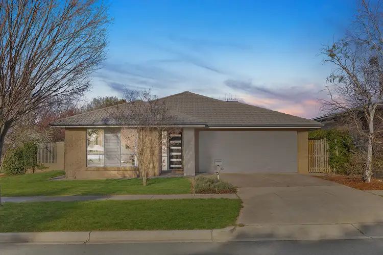 30 Patrick White Circuit, Franklin ACT 2913