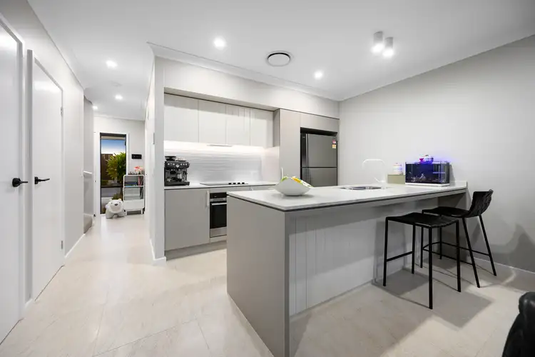 Third view of Homely townhouse listing, 33/1 Citron Crescent, Helensvale QLD 4212