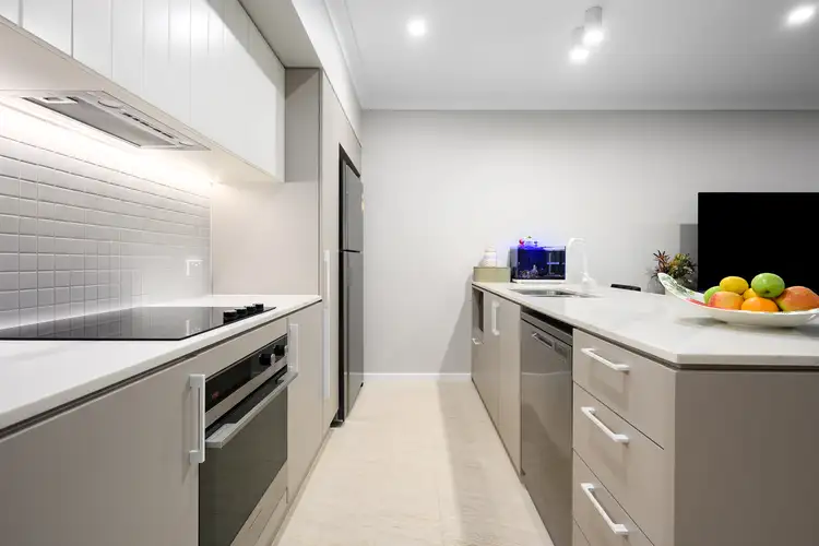 Fifth view of Homely townhouse listing, 33/1 Citron Crescent, Helensvale QLD 4212