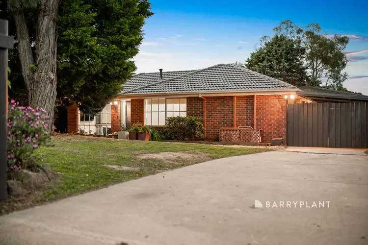 69 Smethurst Avenue, Pakenham VIC 3810