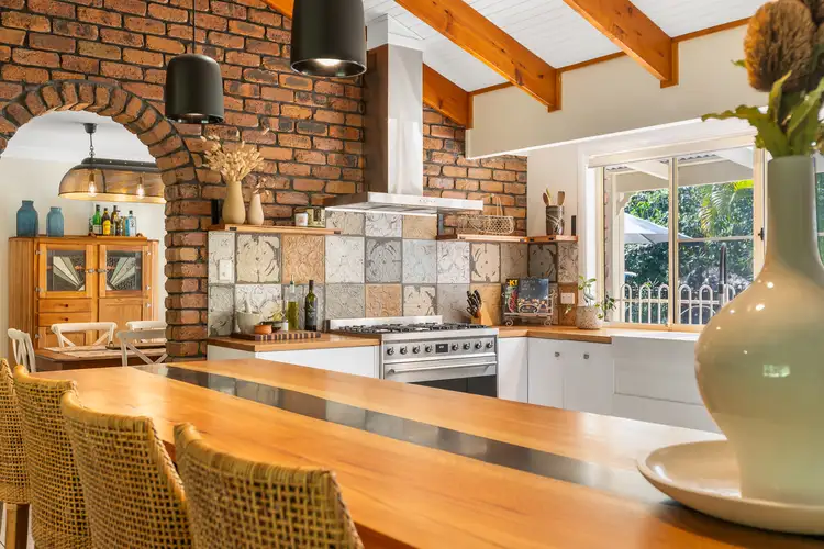 21 Ironbark Lane, Cashmere QLD 4500