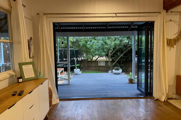 Fourth view of Homely house listing, 372 Lakedge Avenue, Berkeley Vale NSW 2261