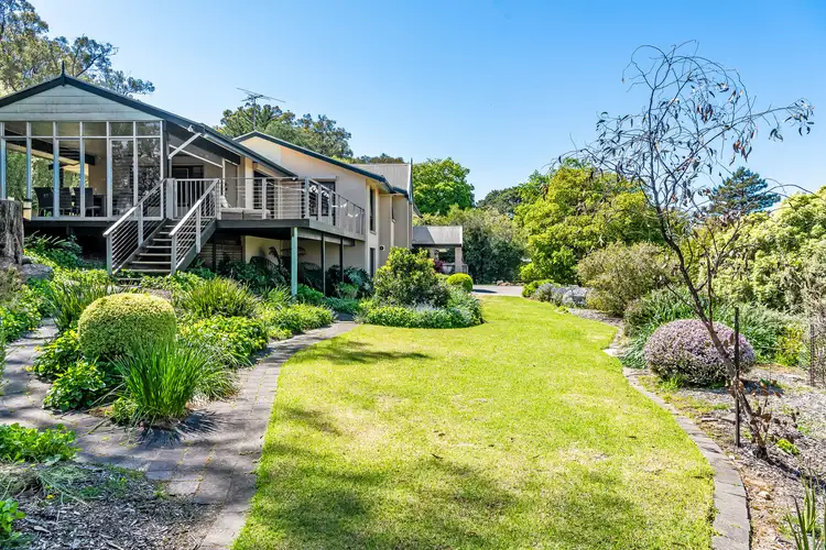 25 Shurdington Road, Crafers SA 5152