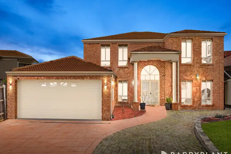 34 Diosma Way, Mill Park VIC 3082