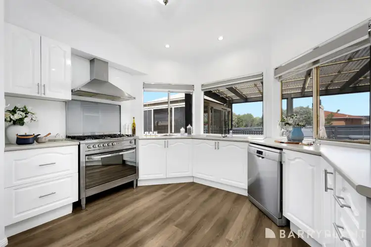Fifth view of Homely house listing, 34 Diosma Way, Mill Park VIC 3082